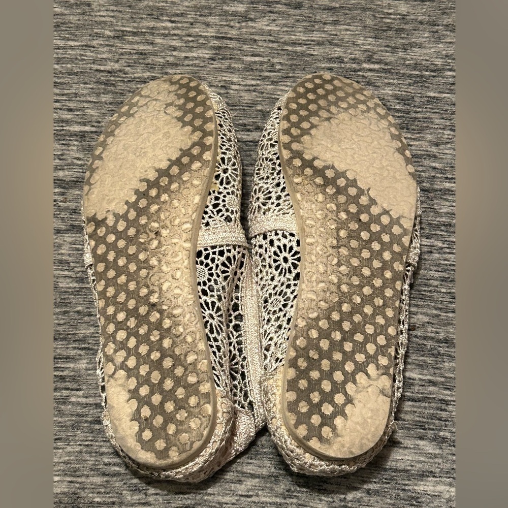 Tom’s Ladies Slip On Lace Shoes Size 10 - Picture 5 of 5